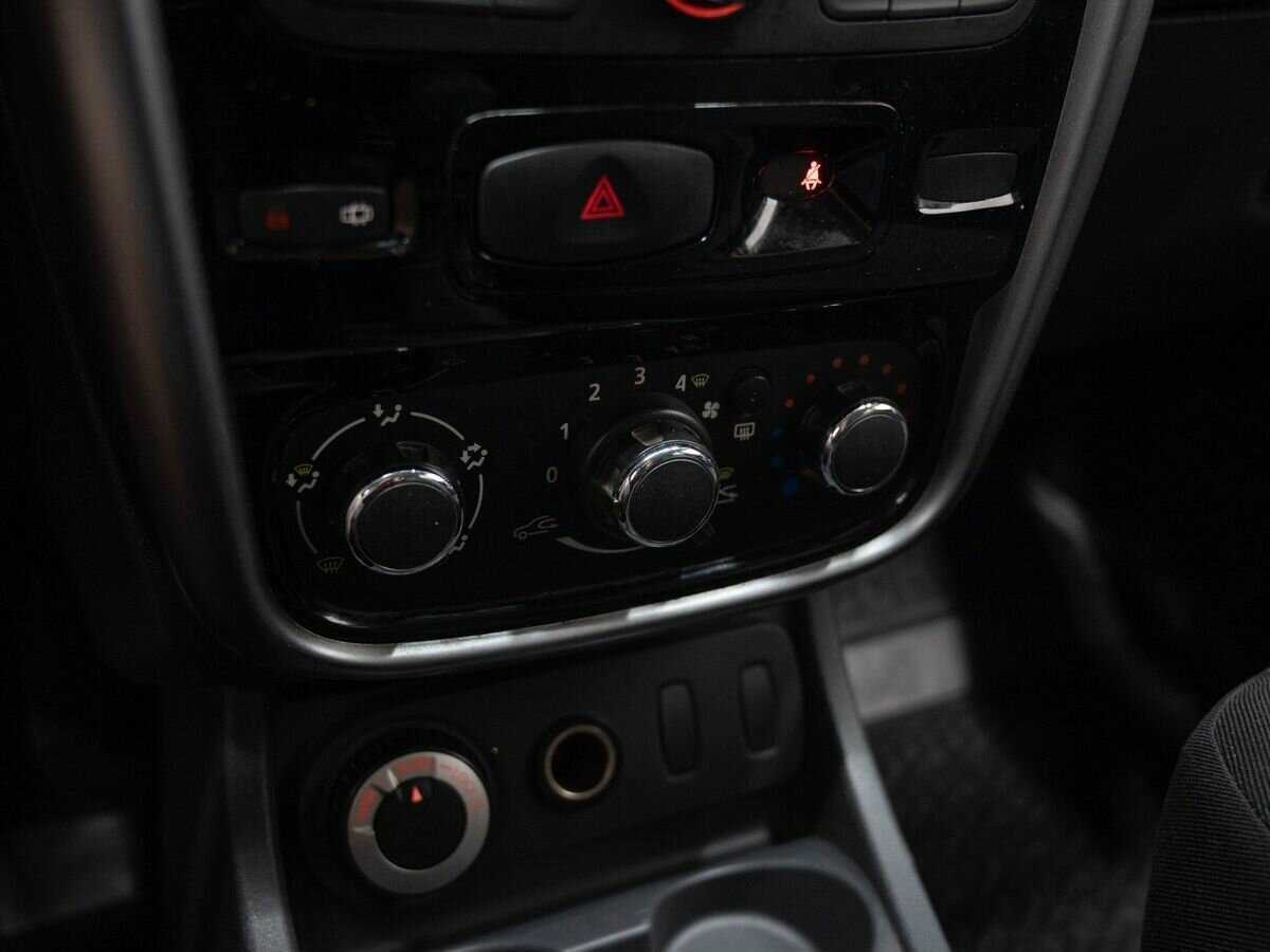 Renault Duster, 2013 Фото №18