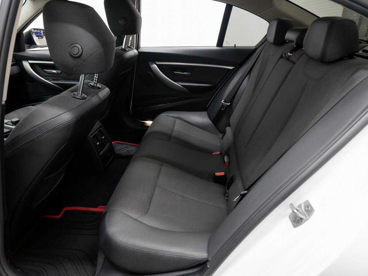 BMW 3 серии 320d xDrive, 2017 Фото №12