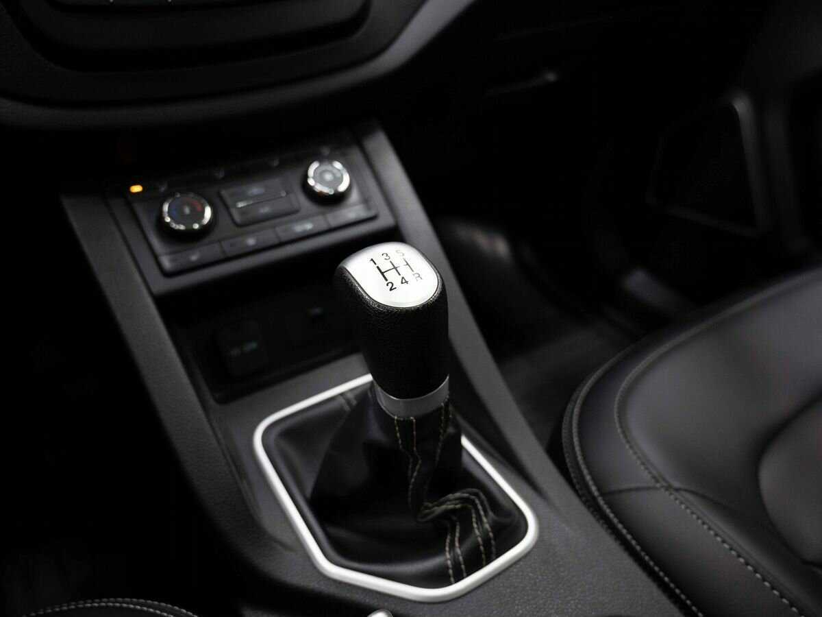 FAW Besturn X40, 2019 Фото №21