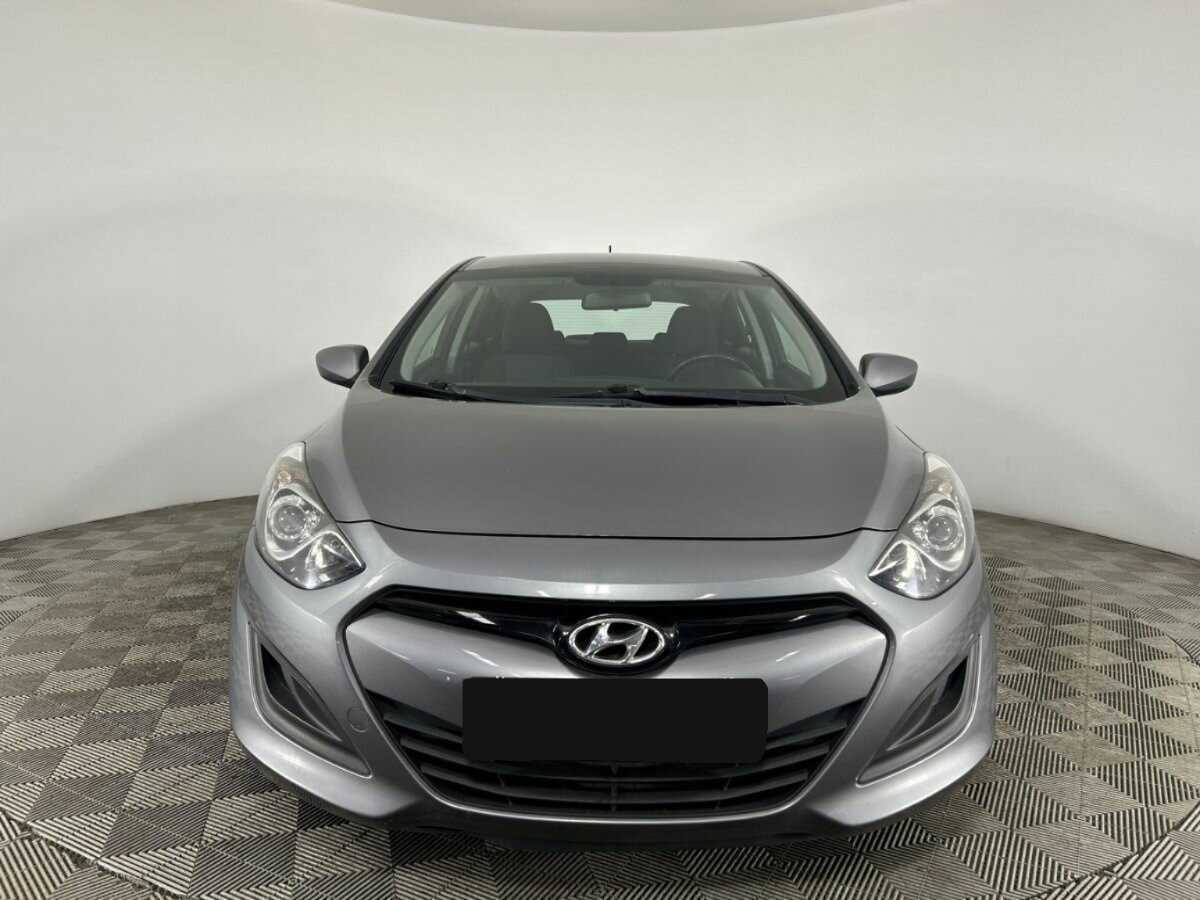 Hyundai i30, 2012 Фото №2