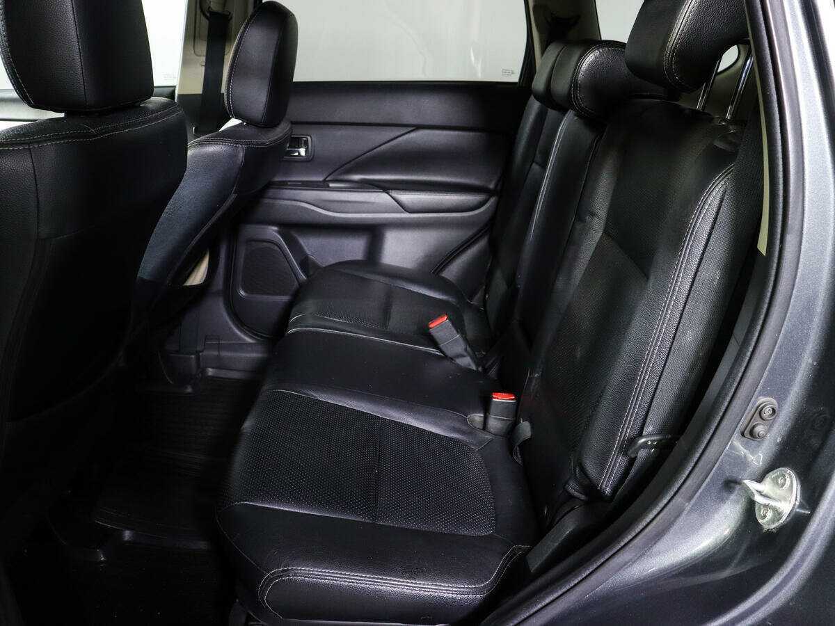 Mitsubishi Outlander, 2013 Фото №8