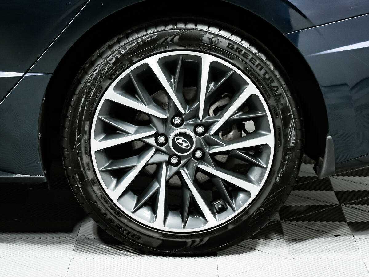 Hyundai Sonata, 2019 Фото №12