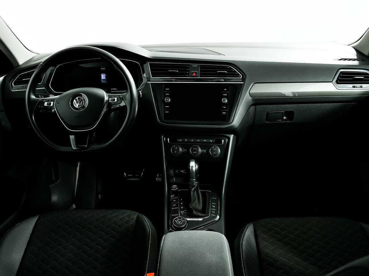 Volkswagen Tiguan, 2018 Фото №11