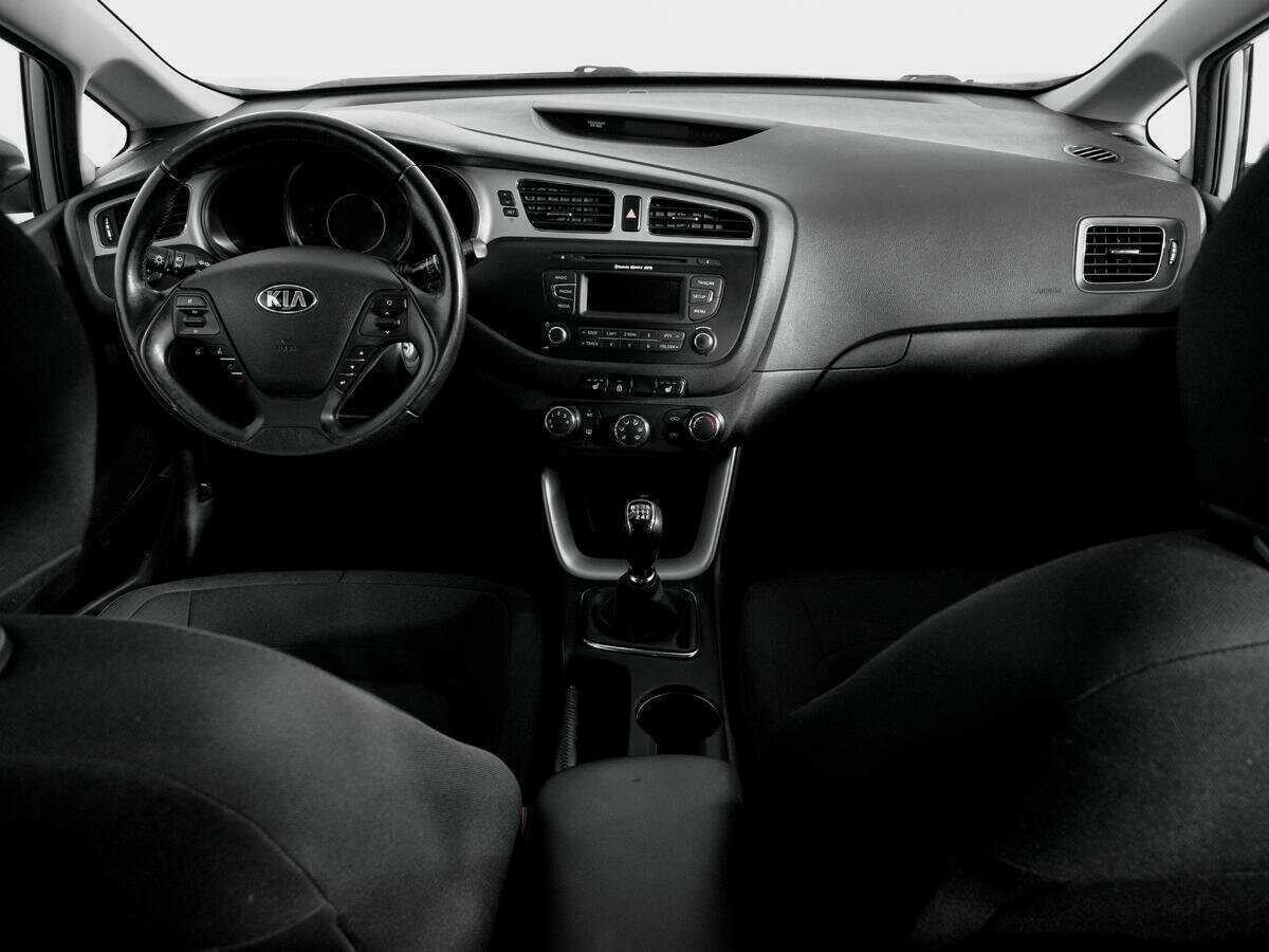 Kia Ceed, 2015 Фото №12