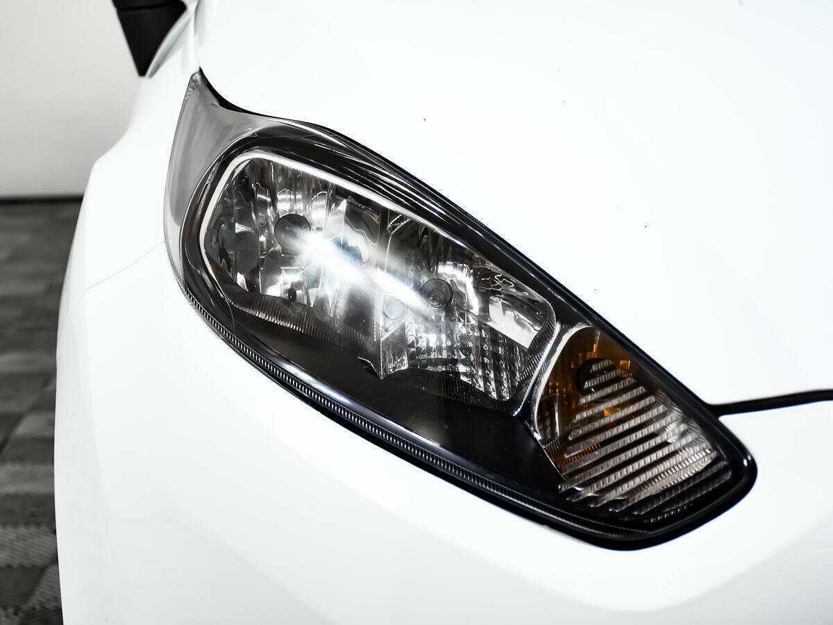 Ford Fiesta, 2016 Фото №14