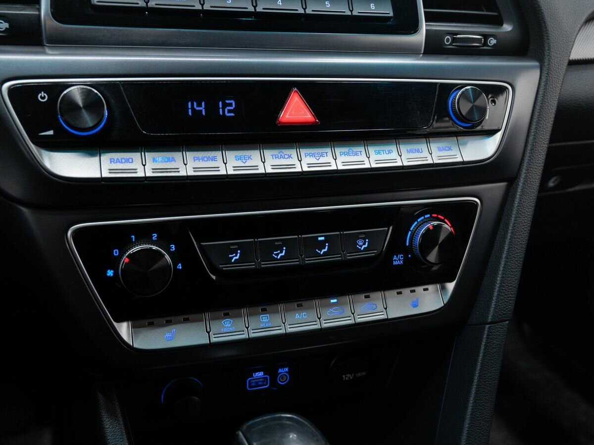 Hyundai Sonata, 2019 Фото №18