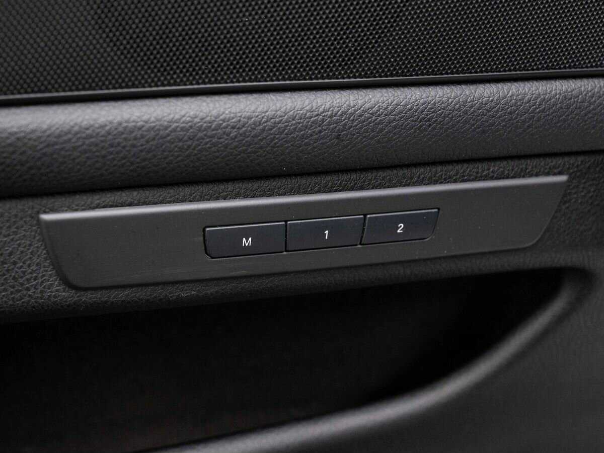 BMW 5 серии 528i xDrive, 2013 Фото №21