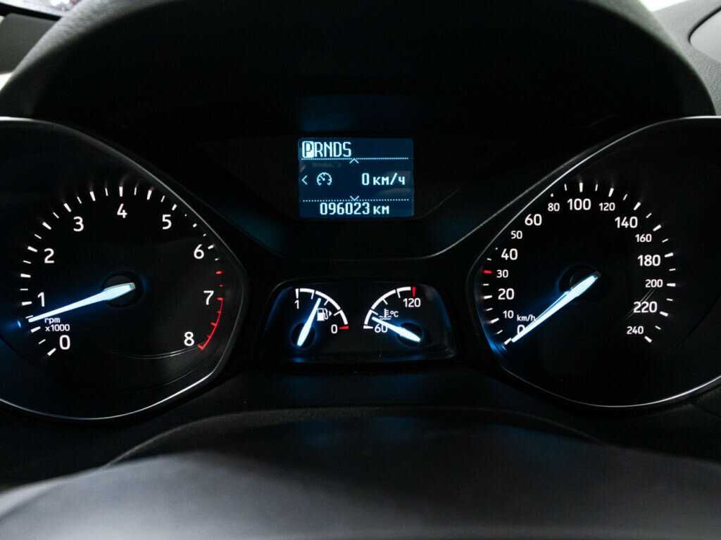 Ford Kuga, 2018 Фото №12