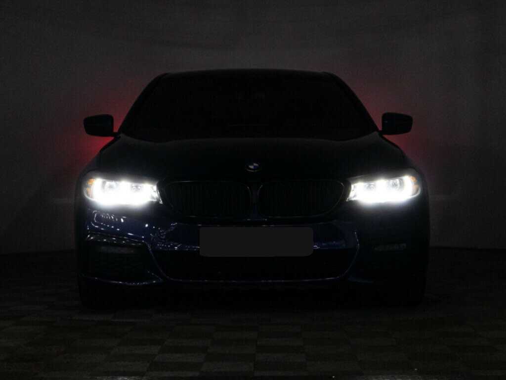 BMW 5 серии 520d xDrive, 2018 Фото №31