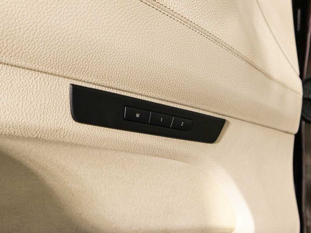 BMW 5 серии Gran Turismo 530d xDrive, 2012 Фото №23