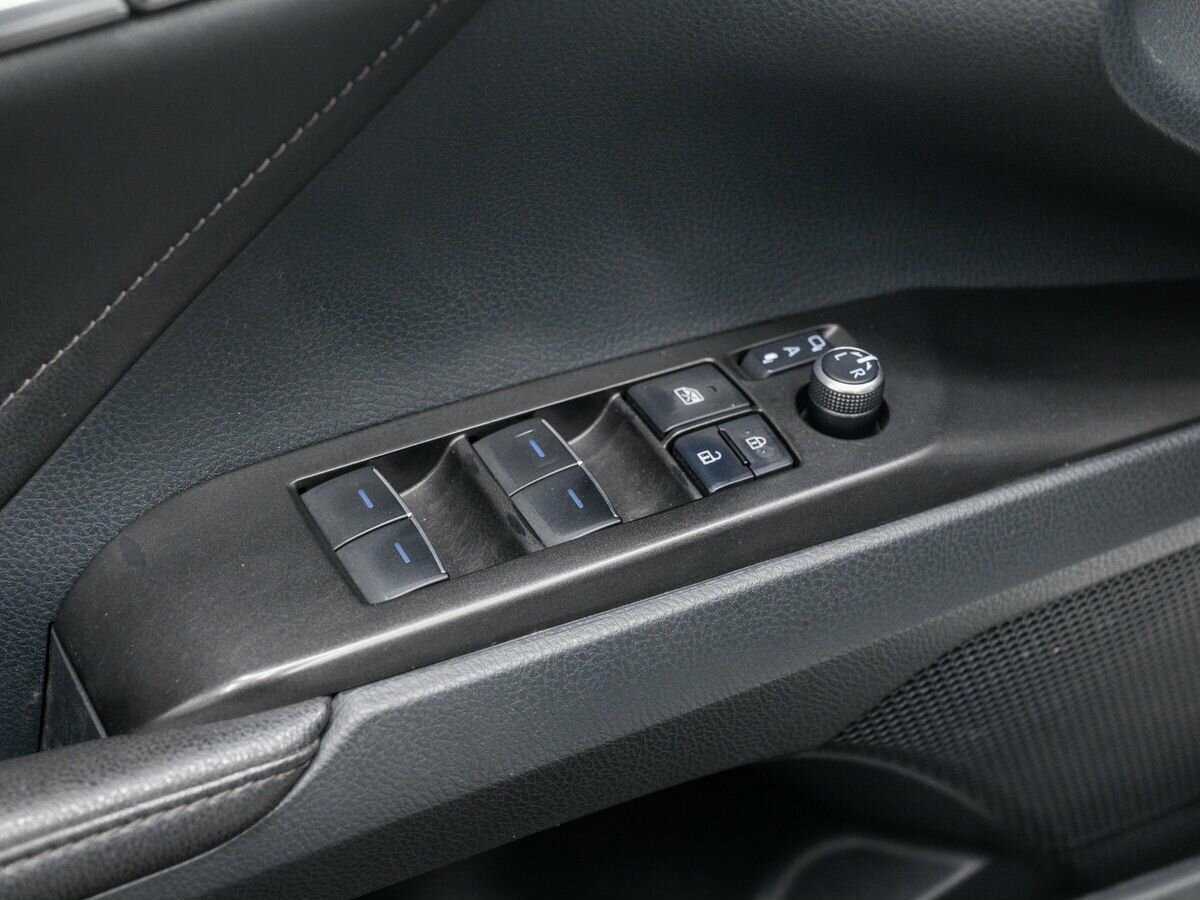 Toyota Camry, 2022 Фото №16