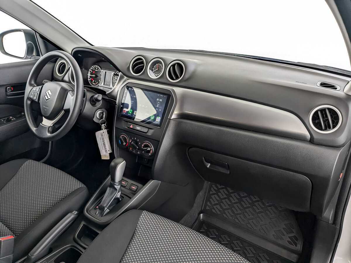 Suzuki Vitara, 2021 Фото №11