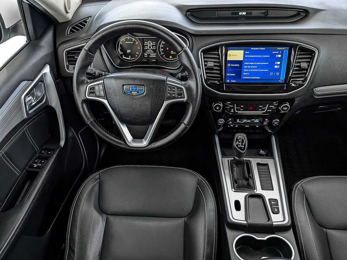 Geely Emgrand X7, 2018 Фото №26