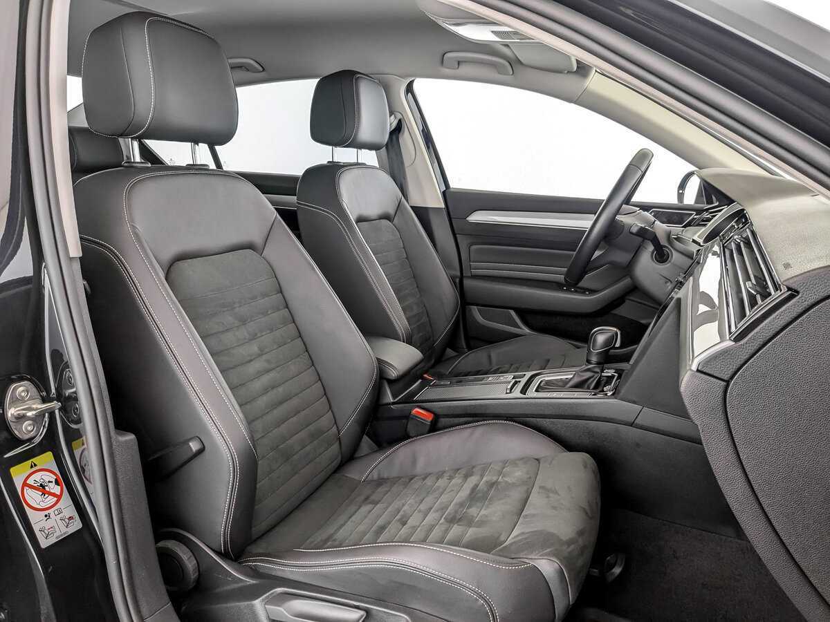 Volkswagen Passat, 2021 Фото №24