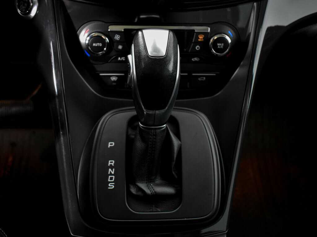 Ford Kuga, 2016 Фото №11