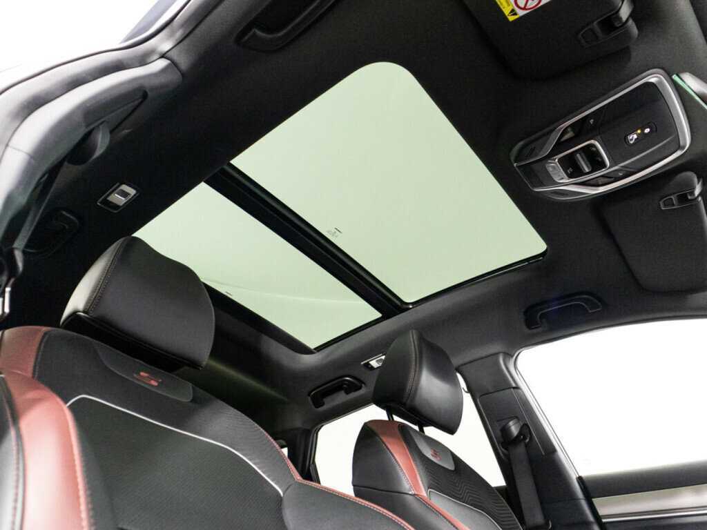 Geely Coolray, 2021 Фото №16