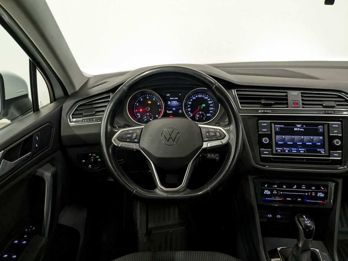 Volkswagen Tiguan, 2021 Фото №21