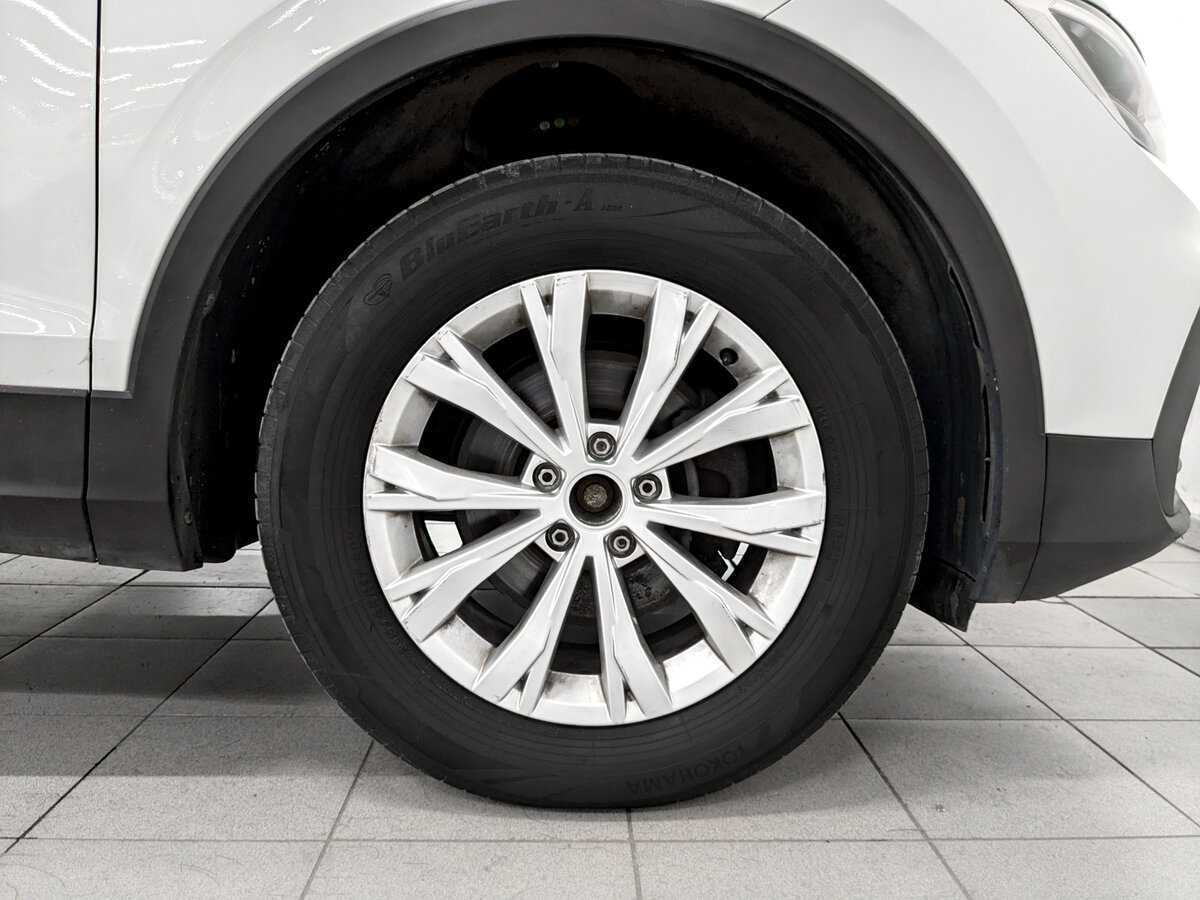 Volkswagen Tiguan, 2021 Фото №18