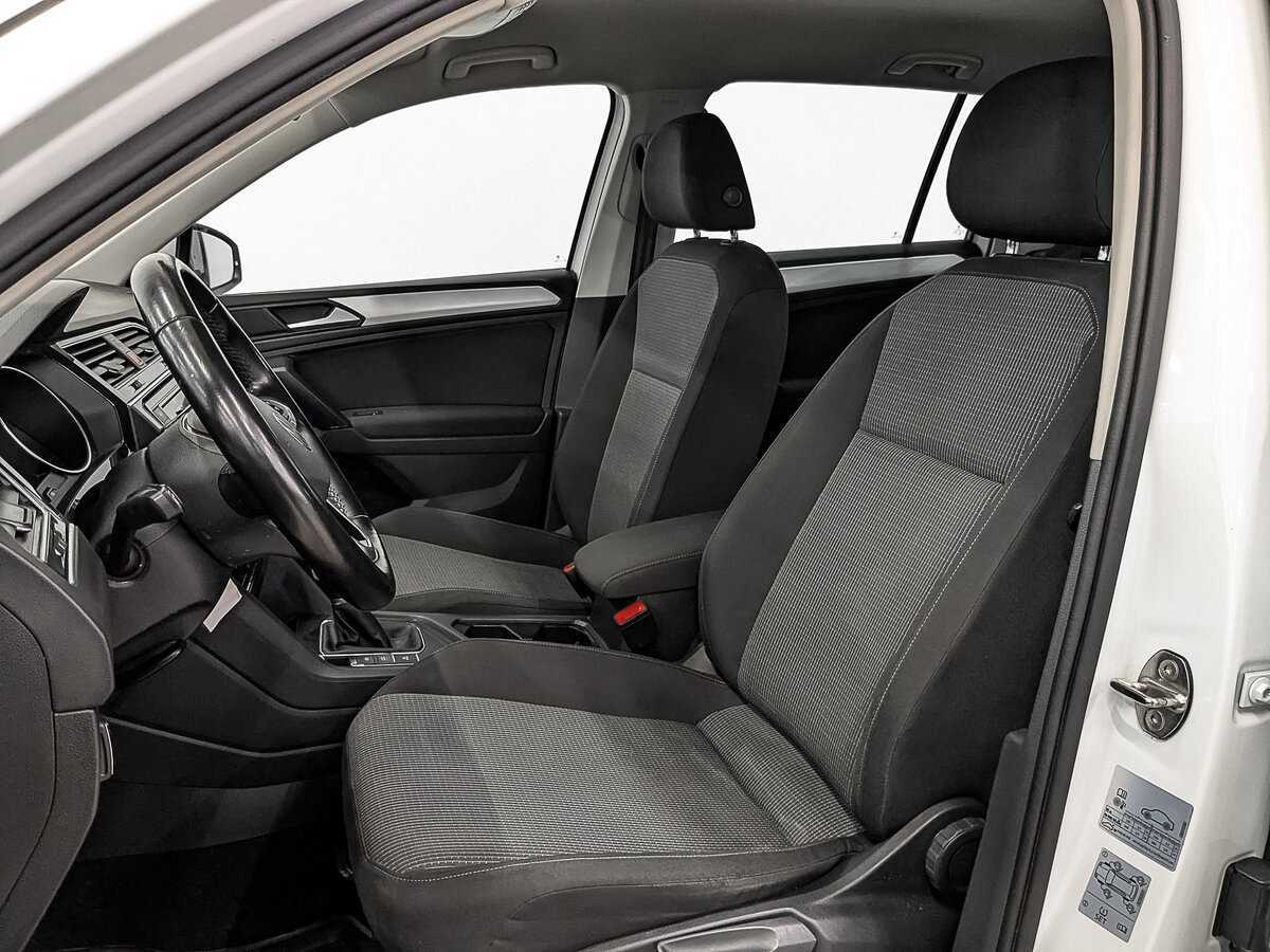 Volkswagen Tiguan, 2021 Фото №19