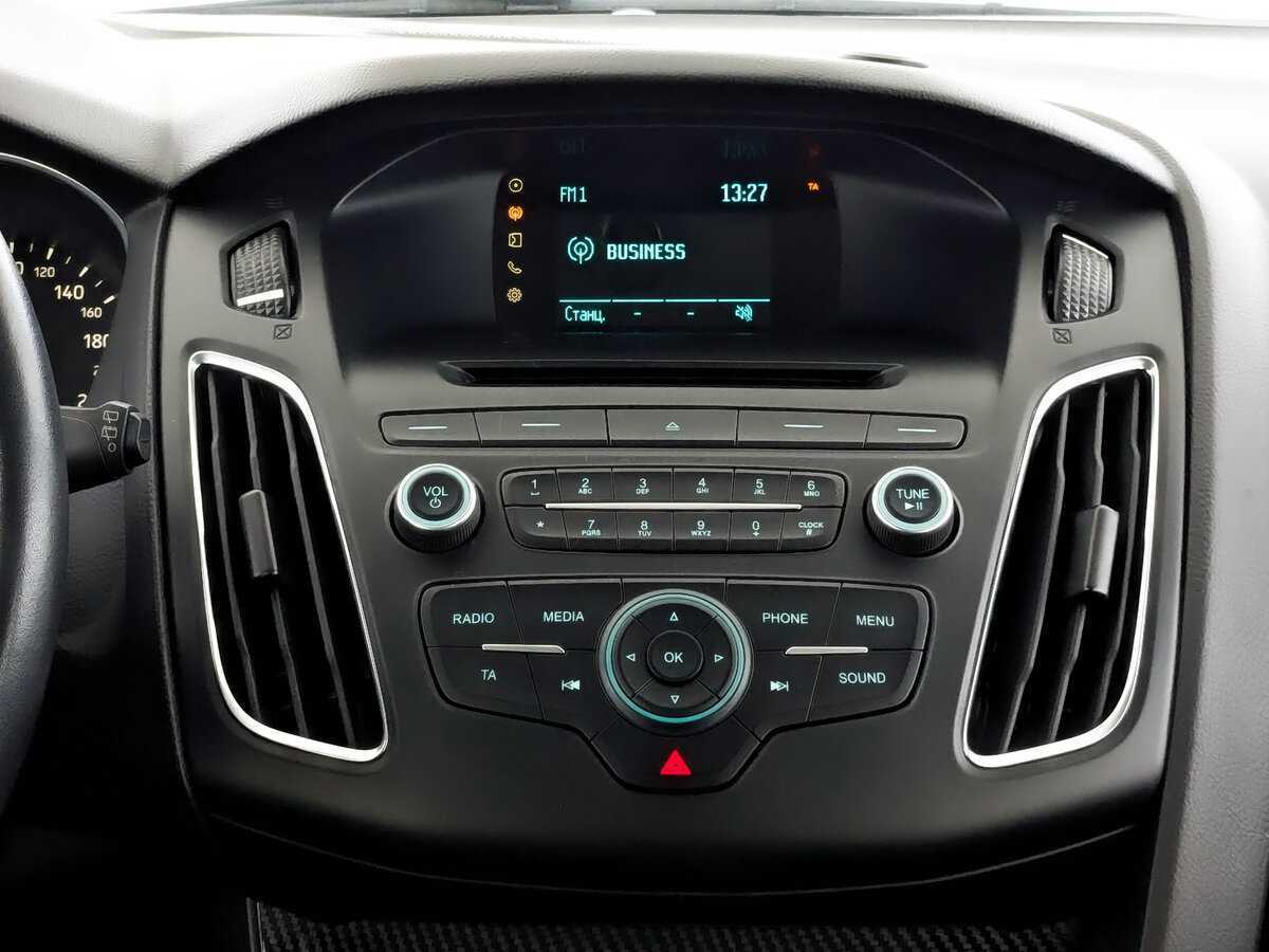 Ford Focus, 2018 Фото №15