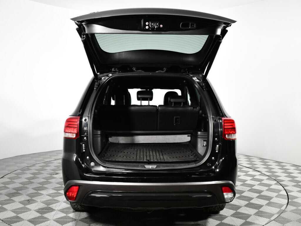 Mitsubishi Outlander, 2021 Фото №17