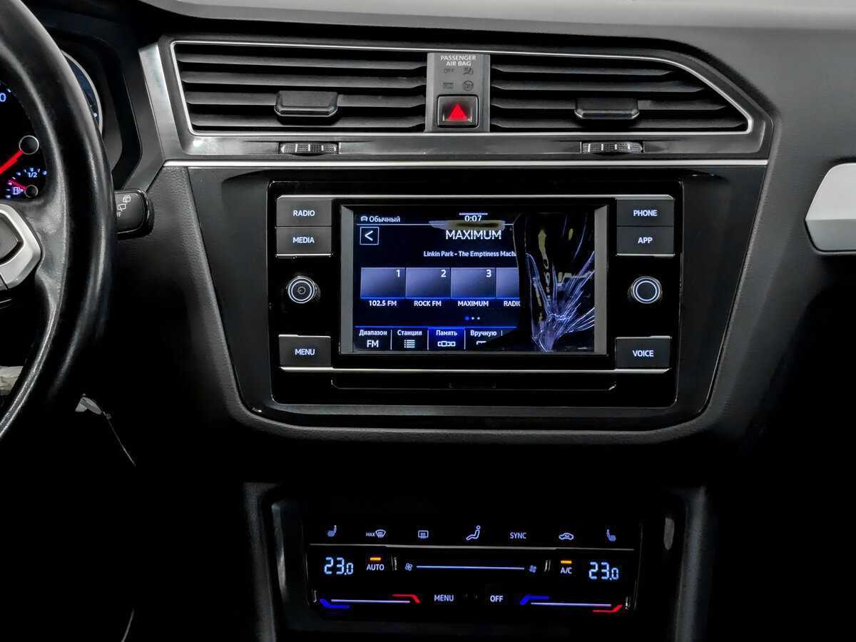 Volkswagen Tiguan, 2021 Фото №14