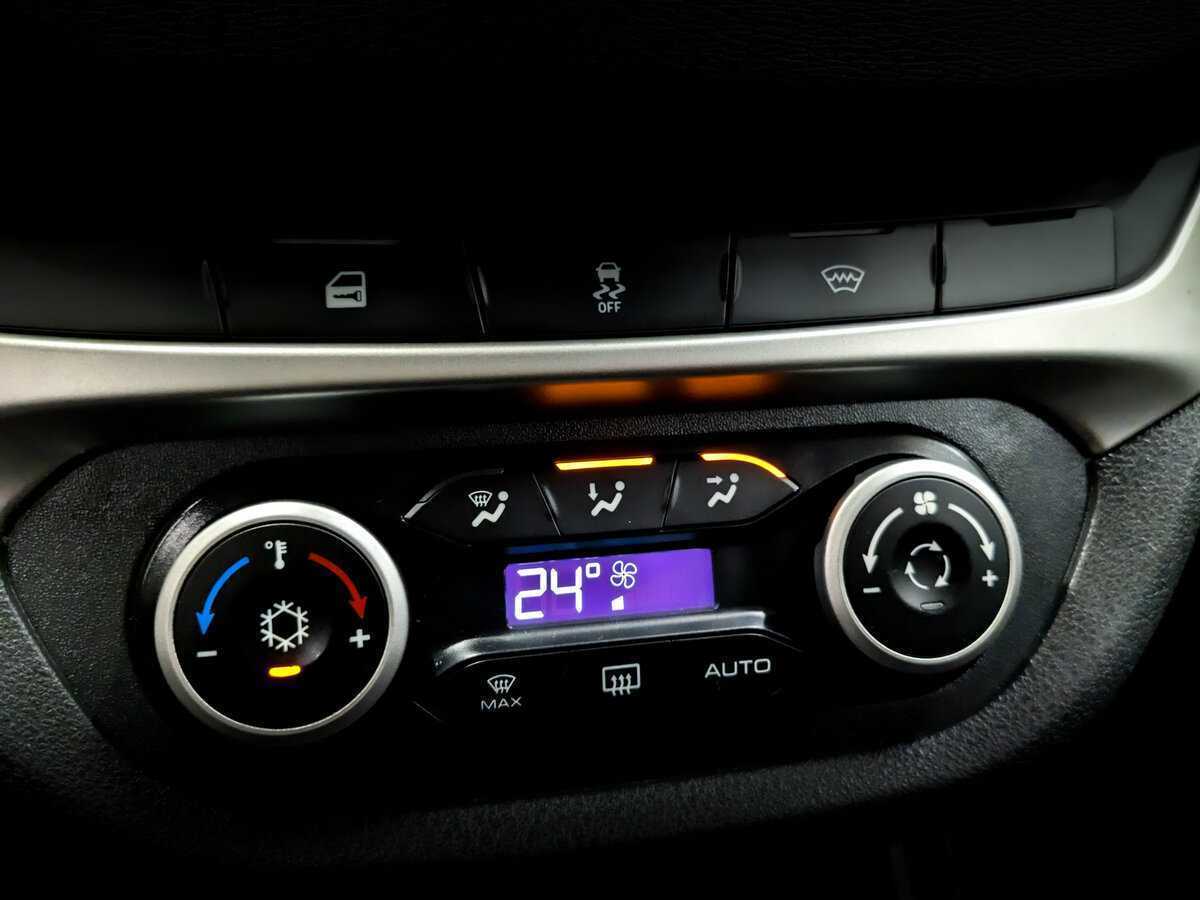 Lada (ВАЗ) Vesta SW Cross, 2019 Фото №26