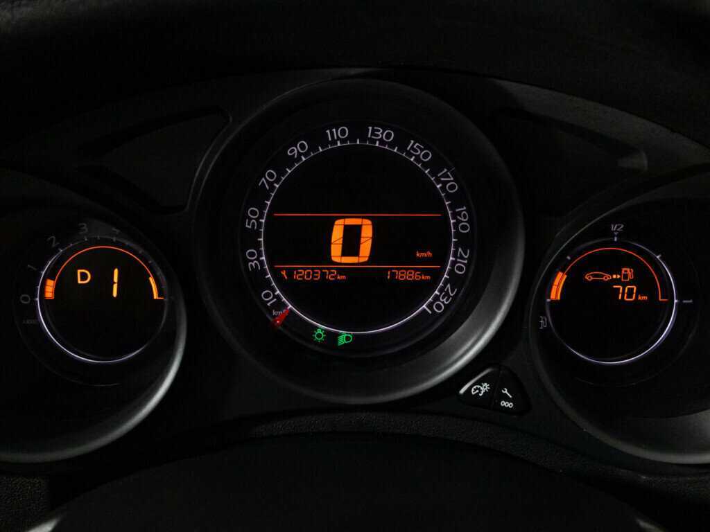 Citroen C4, 2012 Фото №12