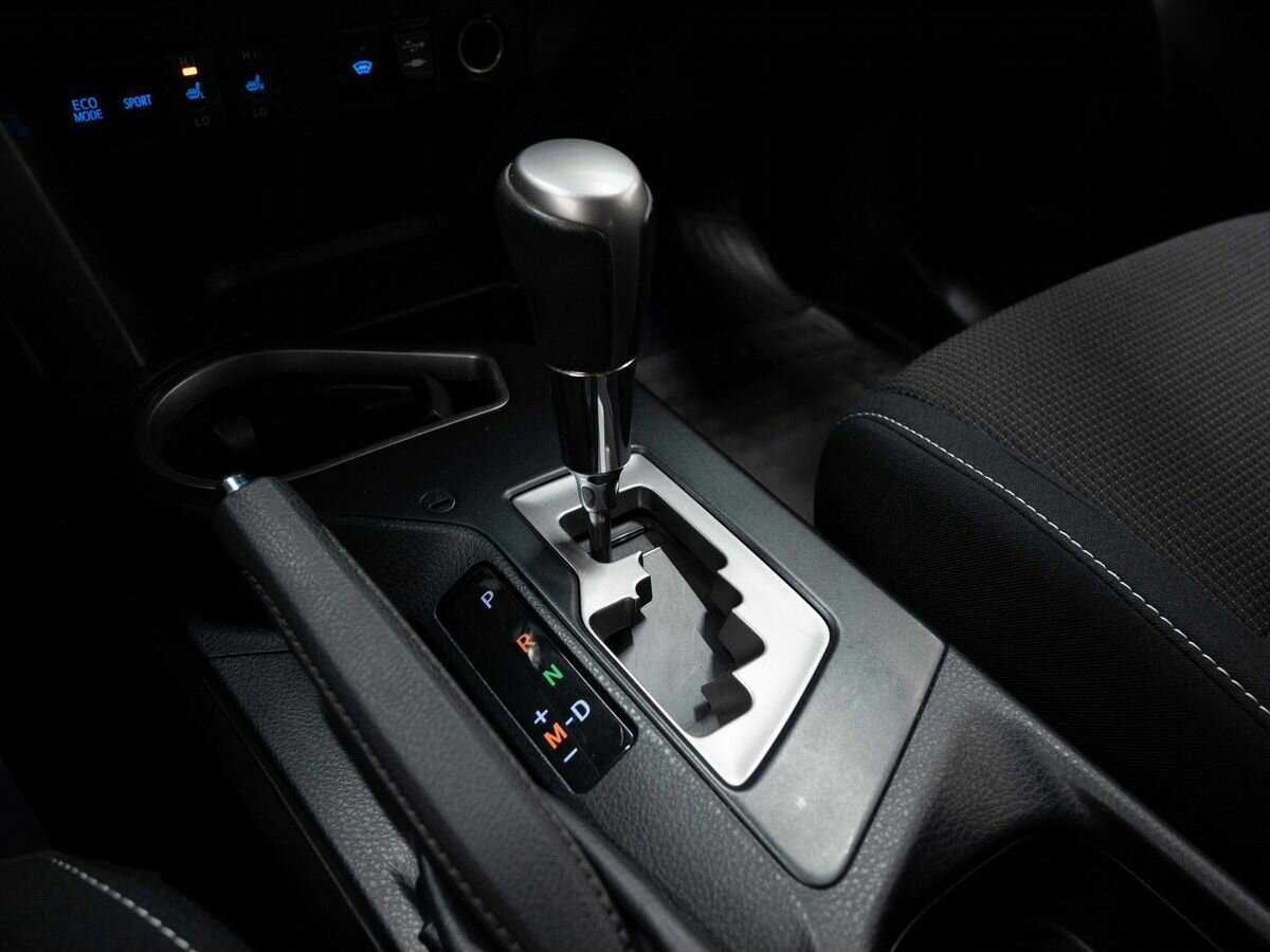 Toyota RAV4, 2017 Фото №20