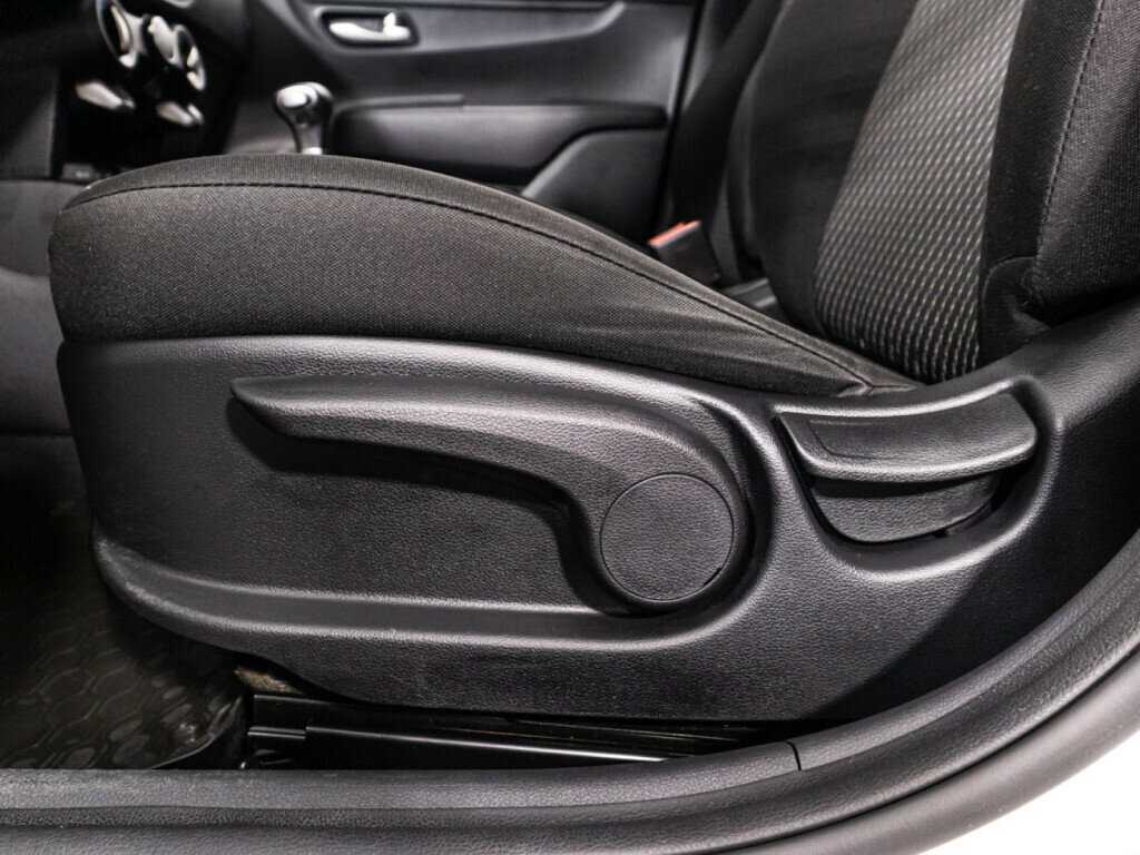 Kia Rio X-Line, 2020 Фото №22