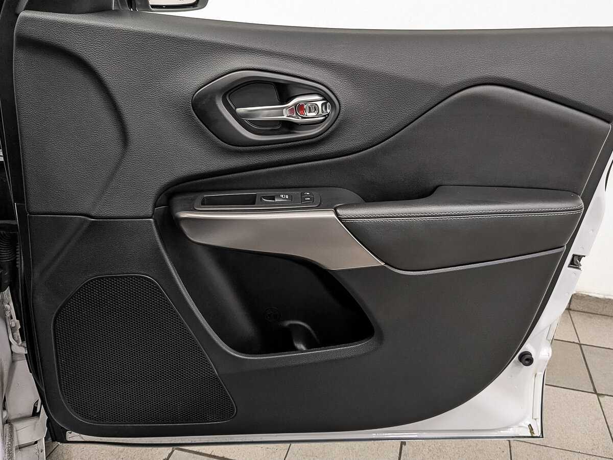 Jeep Cherokee, 2019 Фото №23