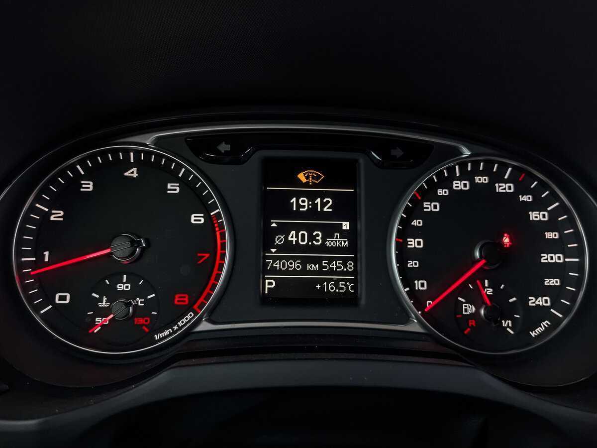 Audi A1 Sportback, 2012 Фото №16