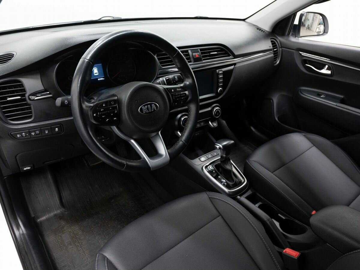 Kia Rio X-Line, 2020 Фото №8