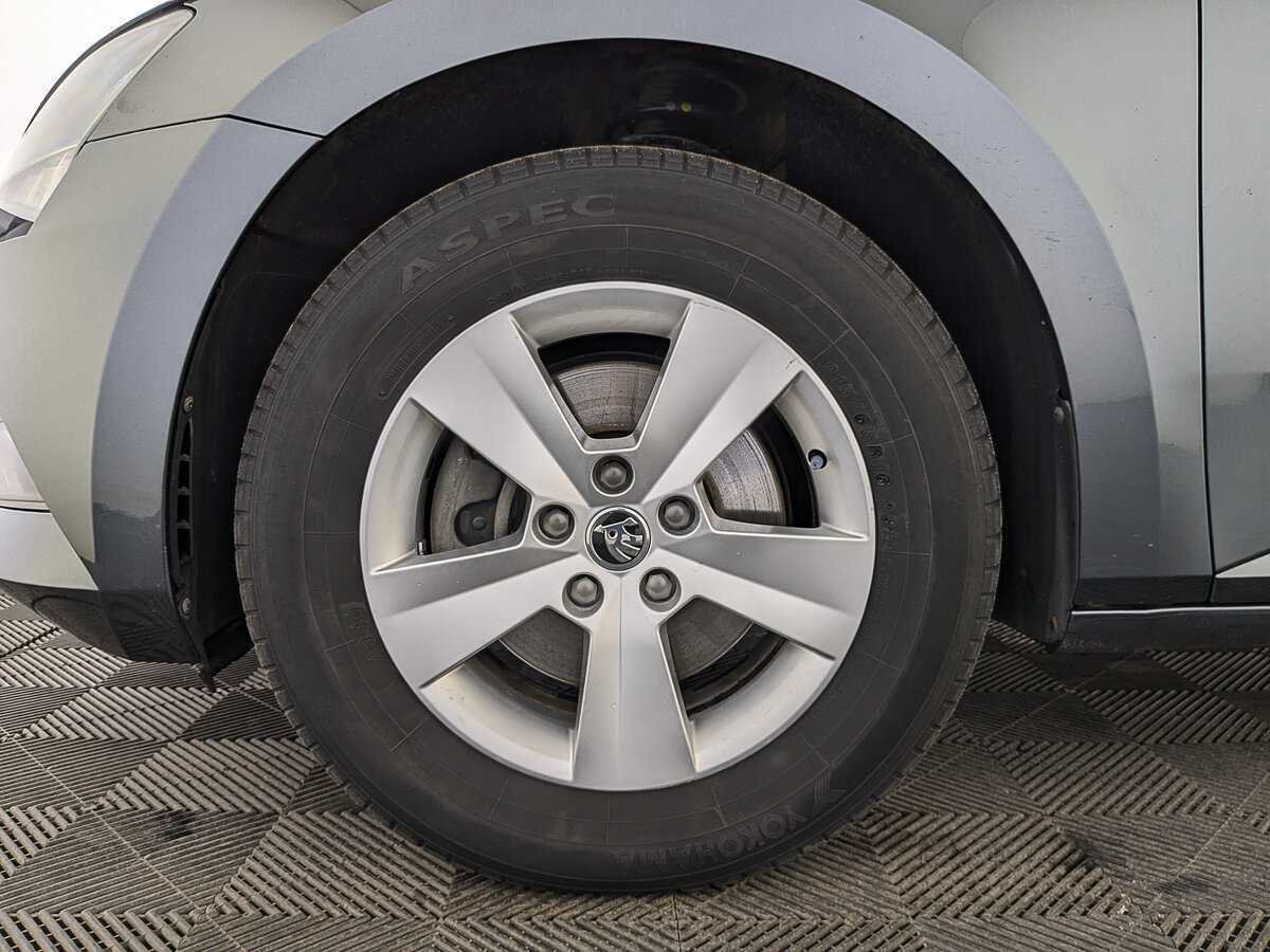 Skoda Superb, 2019 Фото №12