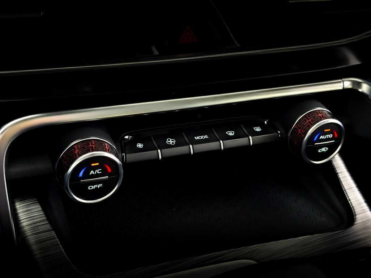 Geely Tugella, 2021 Фото №25