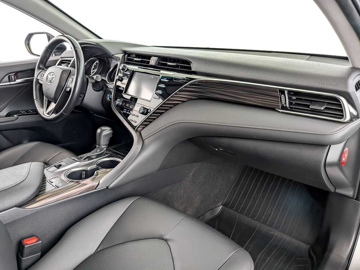 Toyota Camry, 2019 Фото №11