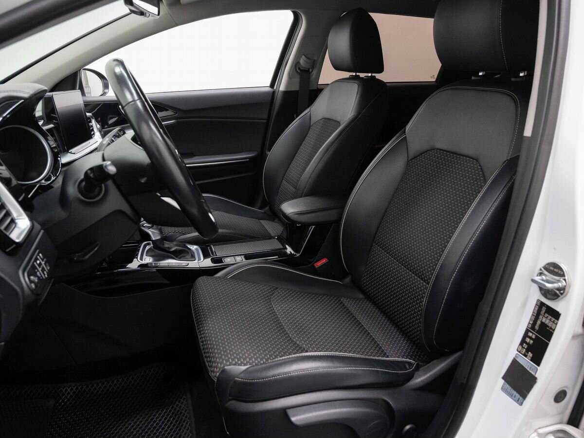 Kia Ceed, 2018 Фото №8