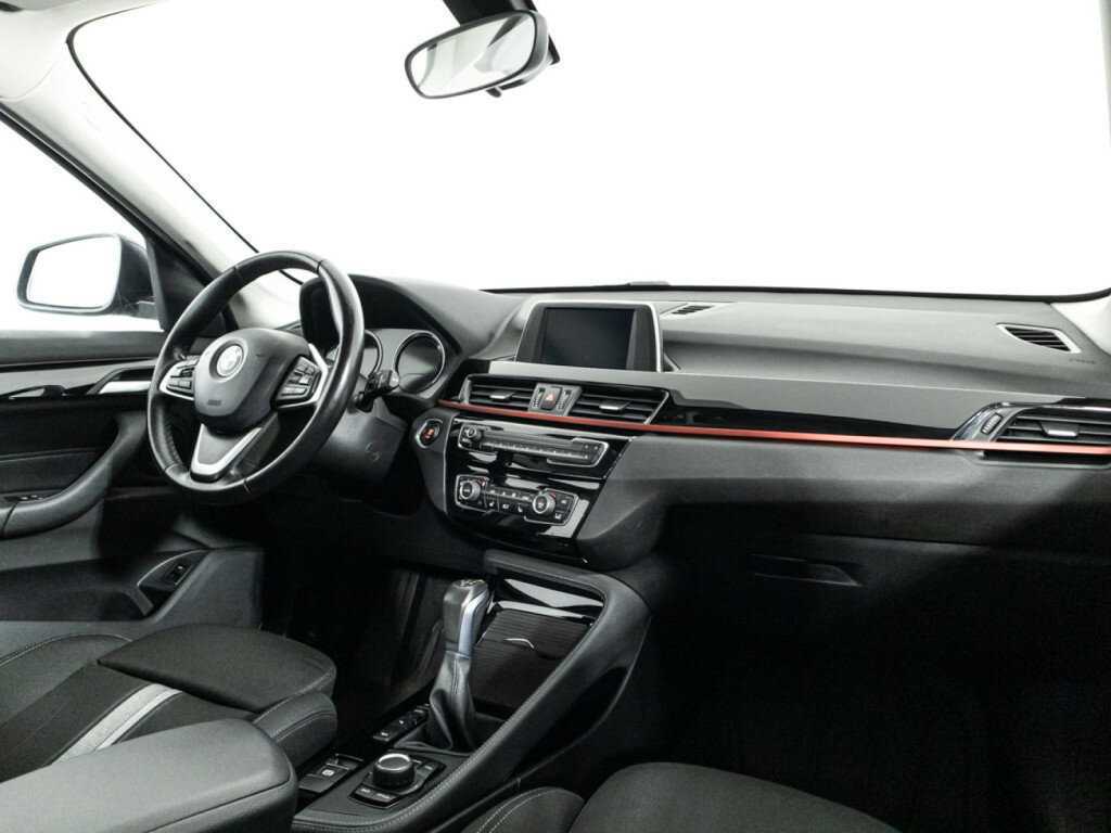 BMW X1 18d xDrive, 2018 Фото №9