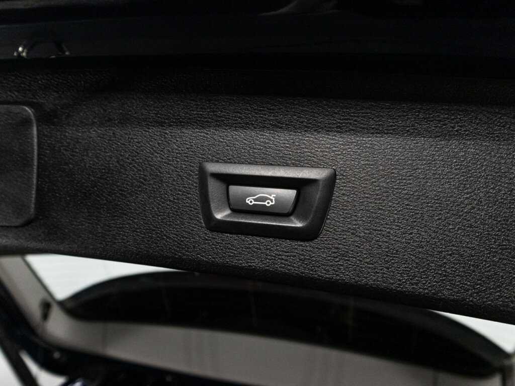 BMW X1 18d xDrive, 2018 Фото №16