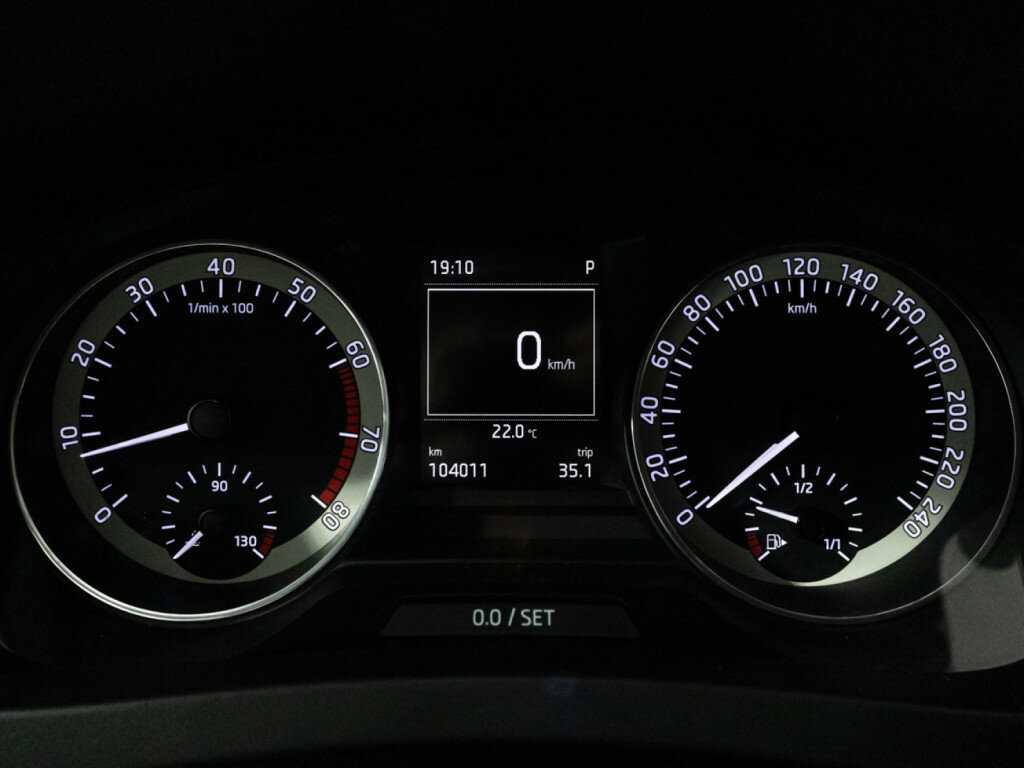 Skoda Rapid, 2016 Фото №12