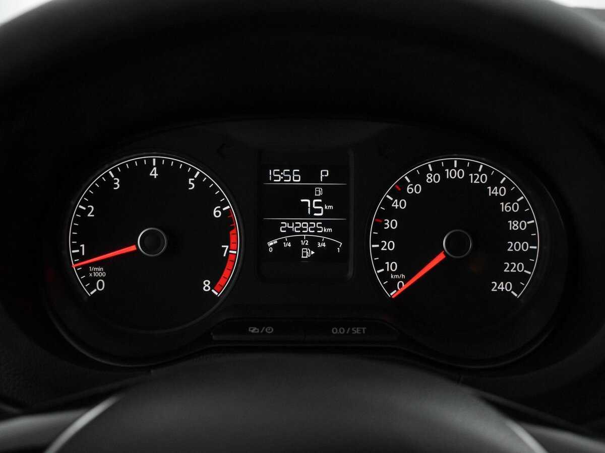 Volkswagen Polo, 2016 Фото №18