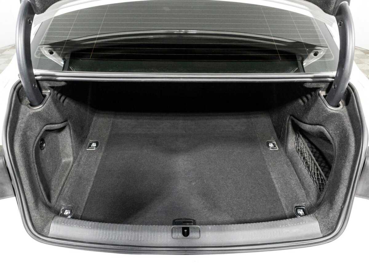 Audi A4, 2019 Фото №24