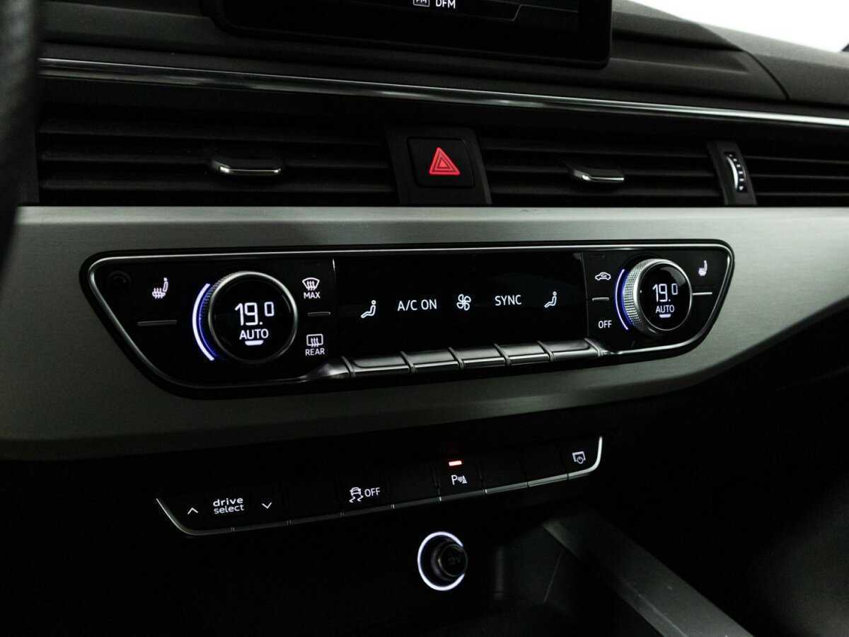 Audi A4, 2017 Фото №19