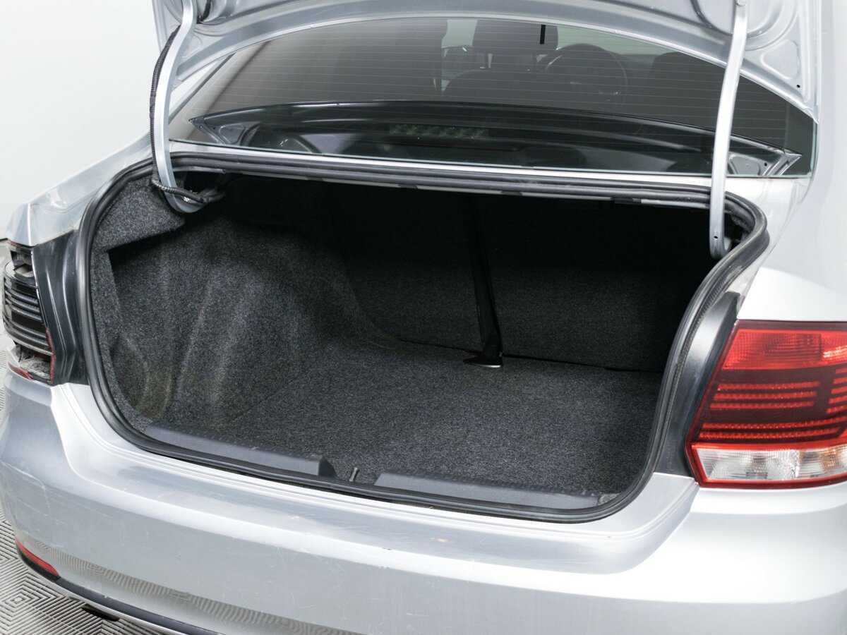 Volkswagen Polo, 2017 Фото №7