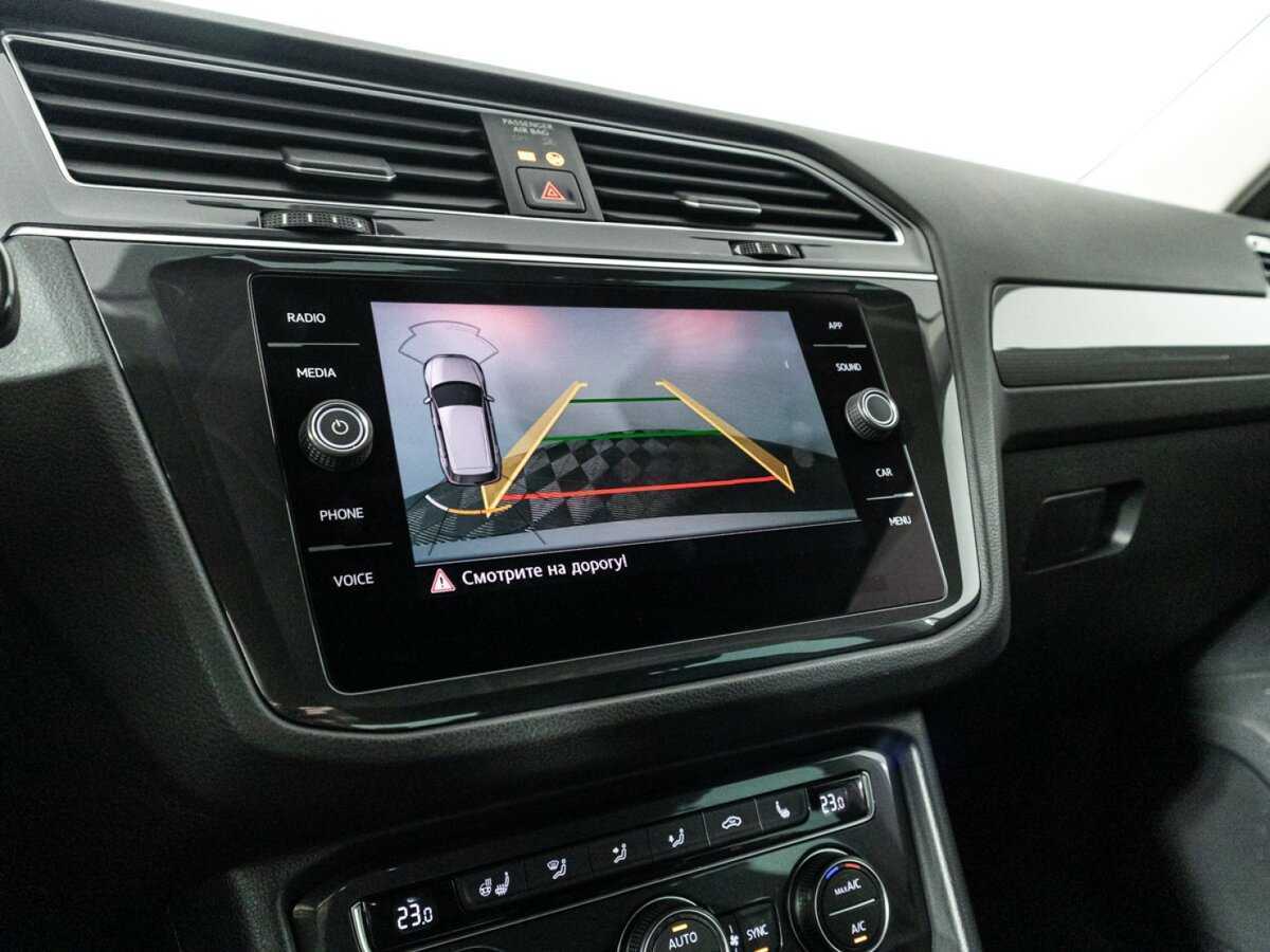 Volkswagen Tiguan, 2018 Фото №17