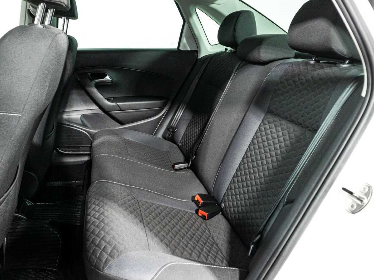 Volkswagen Polo, 2018 Фото №10