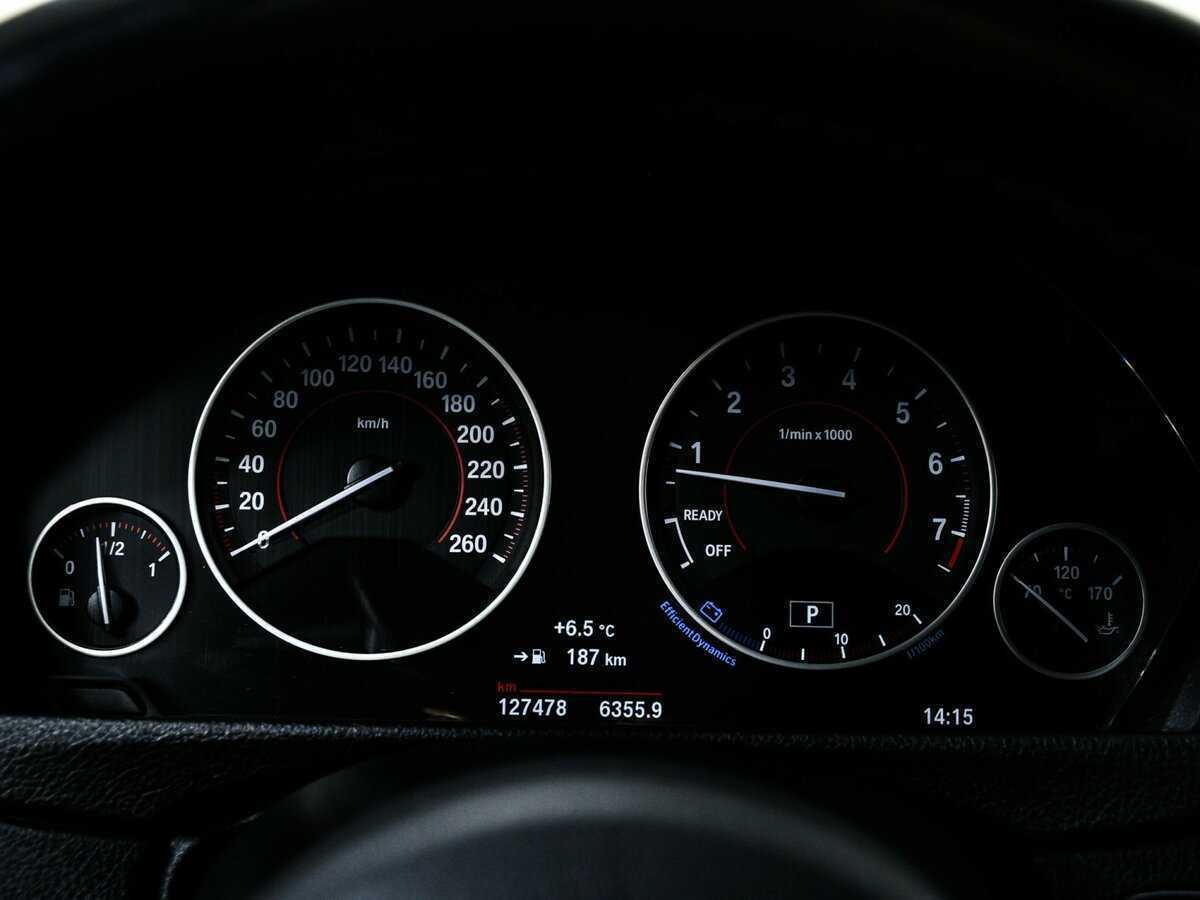 BMW 3 серии 320i xDrive, 2015 Фото №10