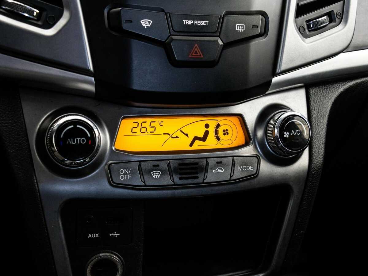 SsangYong Actyon, 2013 Фото №12