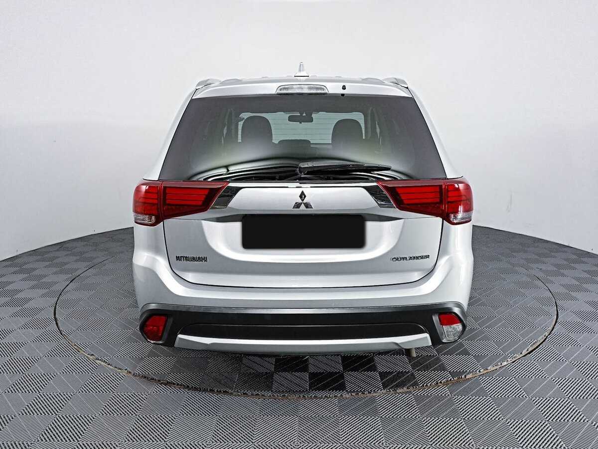 Mitsubishi Outlander, 2018 - 54 304 км. | Фото №6