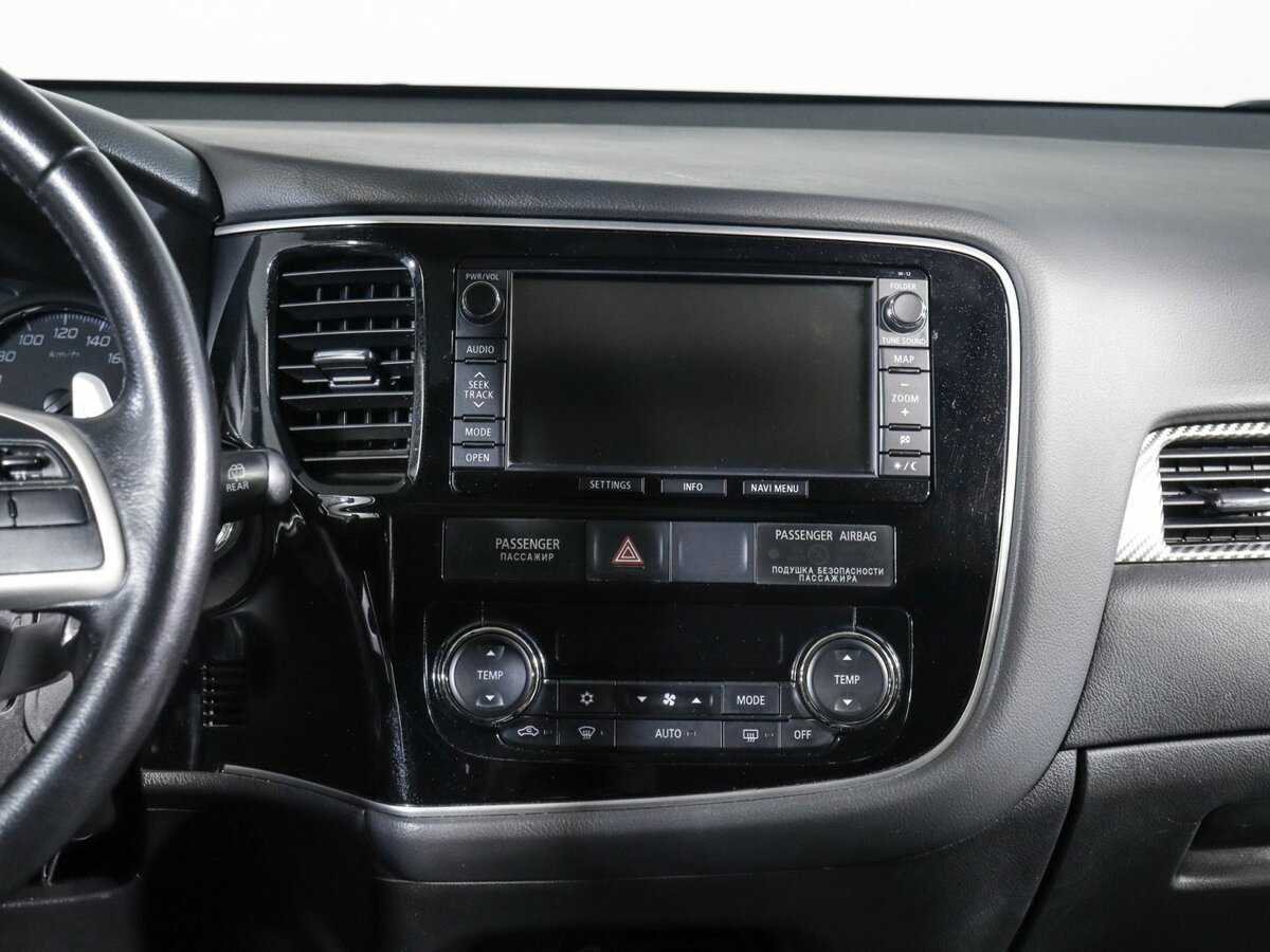 Mitsubishi Outlander, 2014 Фото №7